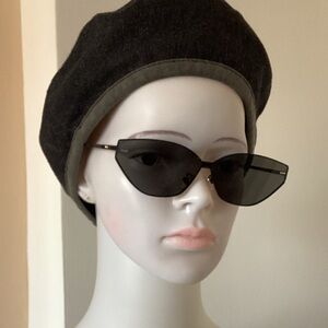 Cat-eye Black  Sunglasses